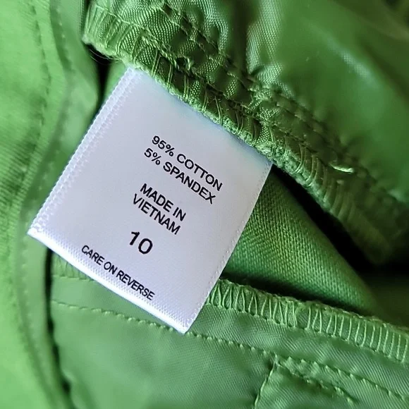 New York & Company Green Ankle Pants - Picture 7 of 10